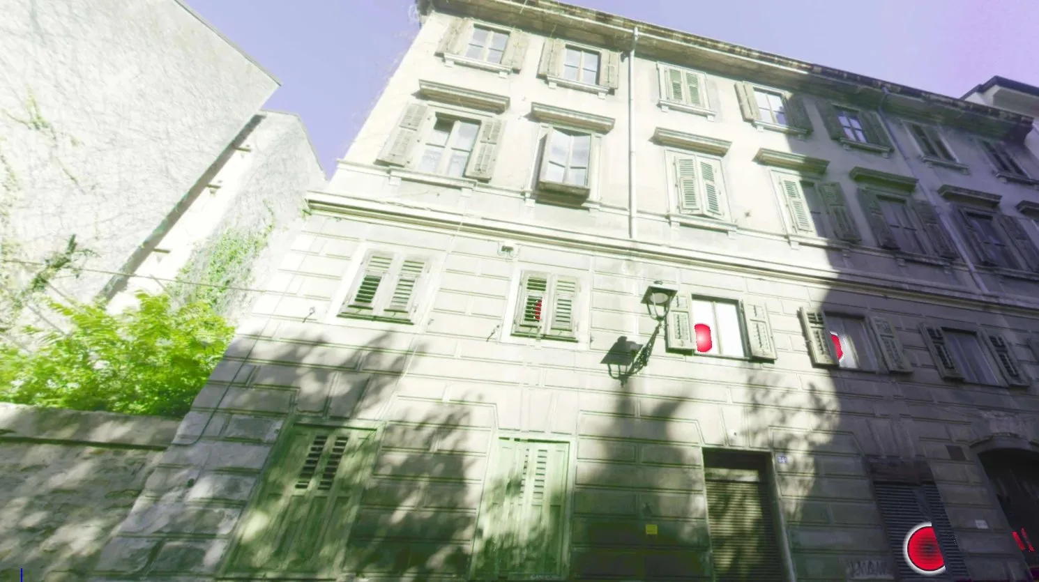Trieste, facciata su strada nella foto del laser scanner
